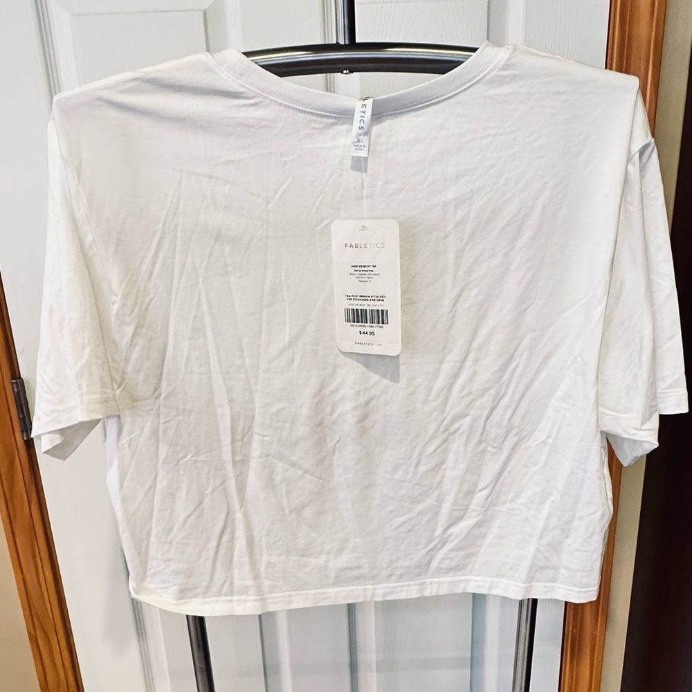 Fabletics Top NWT - Picture 2 of 10